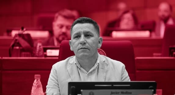 36 votos sellan la pérdida de investidura de Chaqueñito