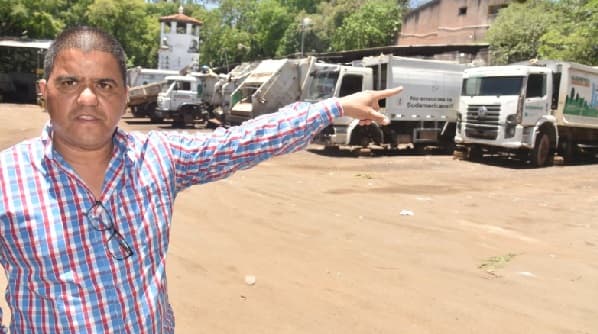 Bello destituye a director ante crisis de basura en Asunción