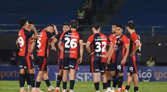 Cerro no pudo ante Nacional pese a tener ventaja numérica
