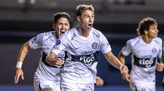 Sudamericana: Olimpia recibe hoy a Barracas en el Defensores